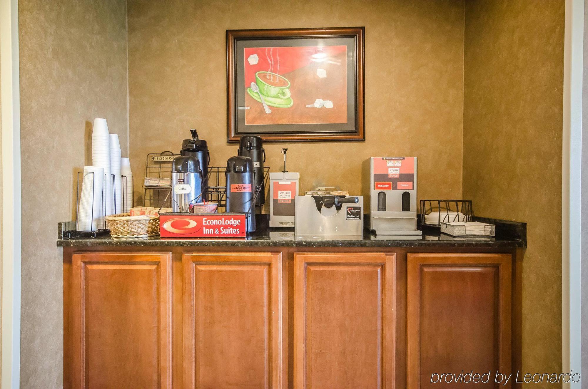 Econo Lodge Inn & Suites Evansville Stevenson Bagian luar foto