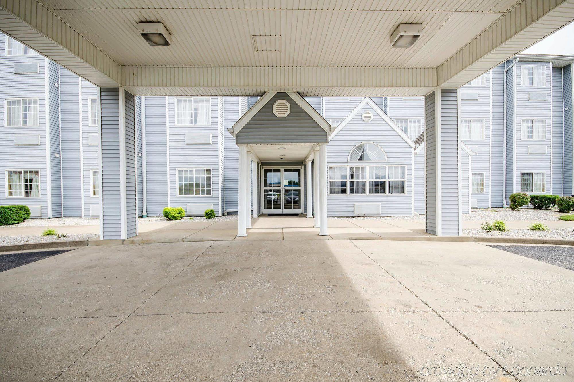 Econo Lodge Inn & Suites Evansville Stevenson Bagian luar foto