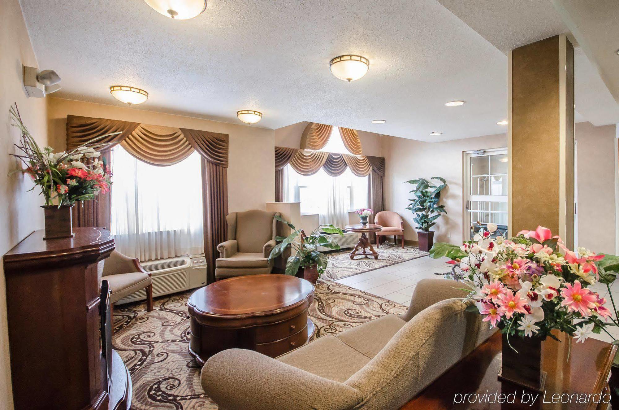 Econo Lodge Inn & Suites Evansville Stevenson Bagian luar foto